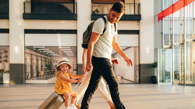 4impact-b2c-inset-airport-image-1-640w